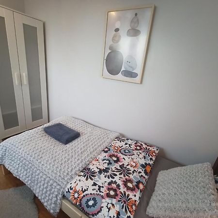 Lemuria Przytulny Pokoj Chojnowska Legnica Luaran gambar